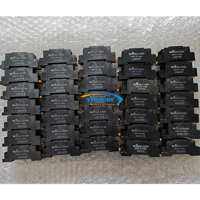 Socket Max.7A250V